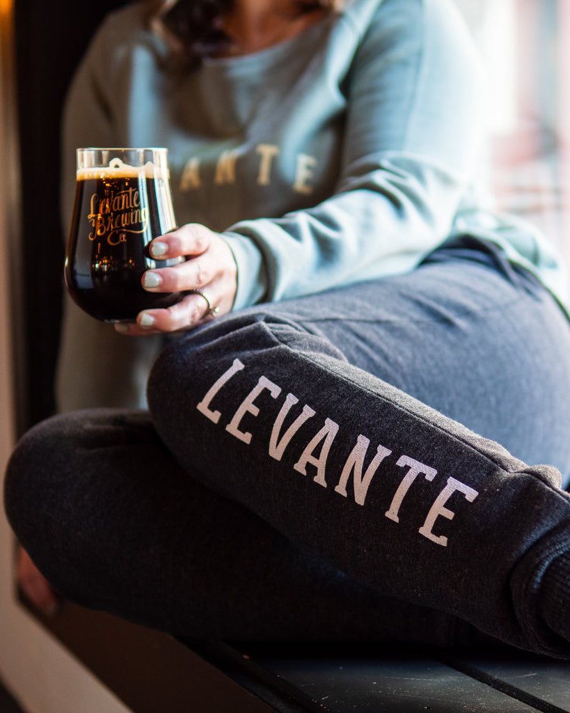 Levante Women's Fleece Joggers